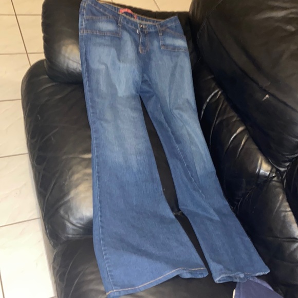 Sawary Brazilian Wide Flare Jeans - Picture 4 of 6